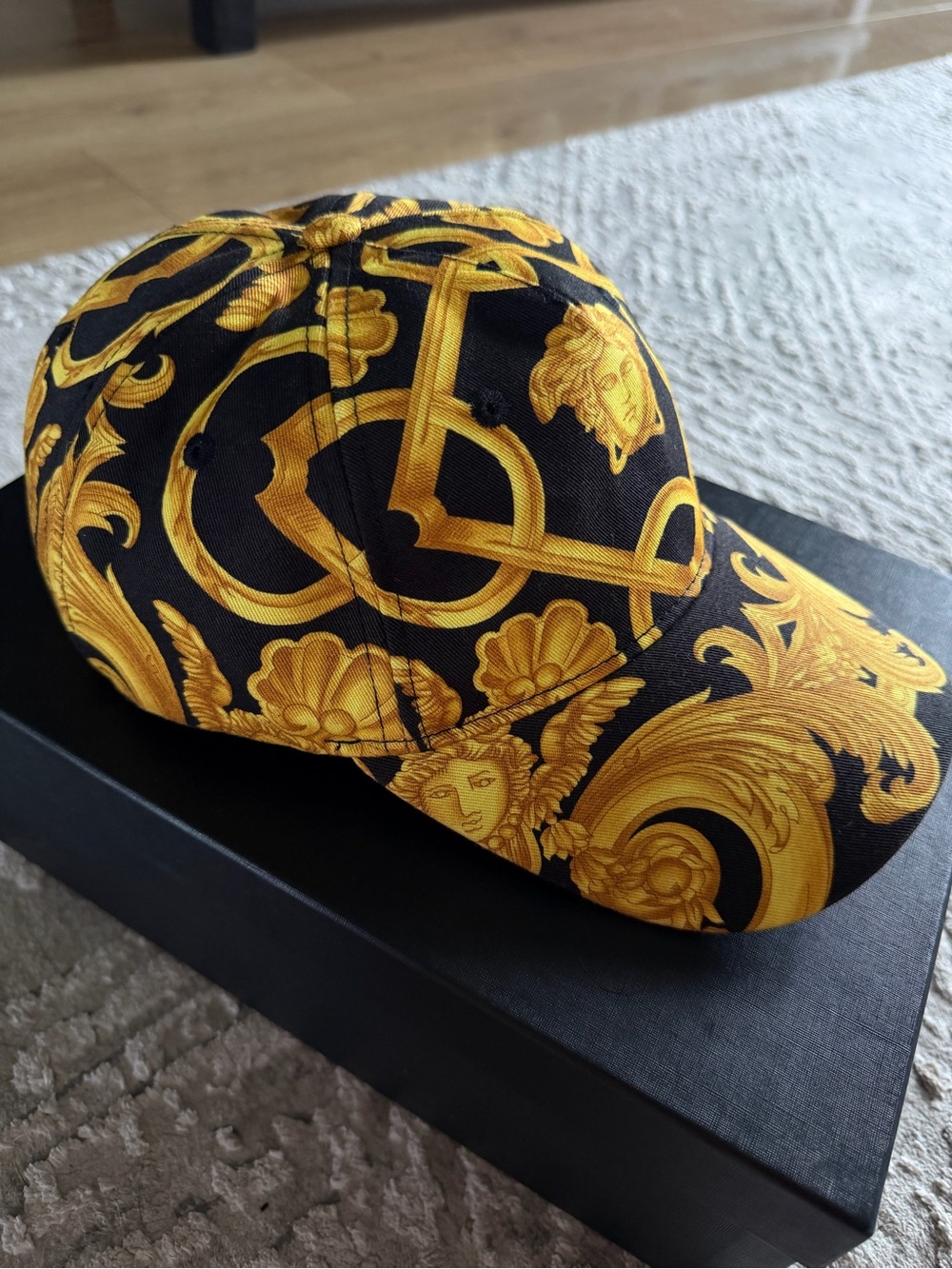 Versace Cap - Picture 2 of 6